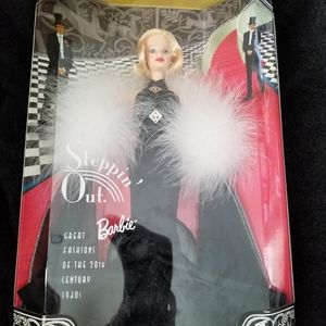 1998 Steppin' Out Barbie